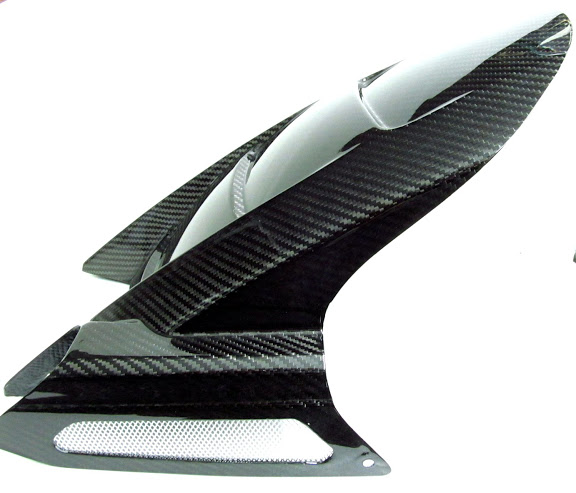 KAWASAKI ZX6R 2003 - 04 CARBON HUGGER BEAUTIFUL QUALITY