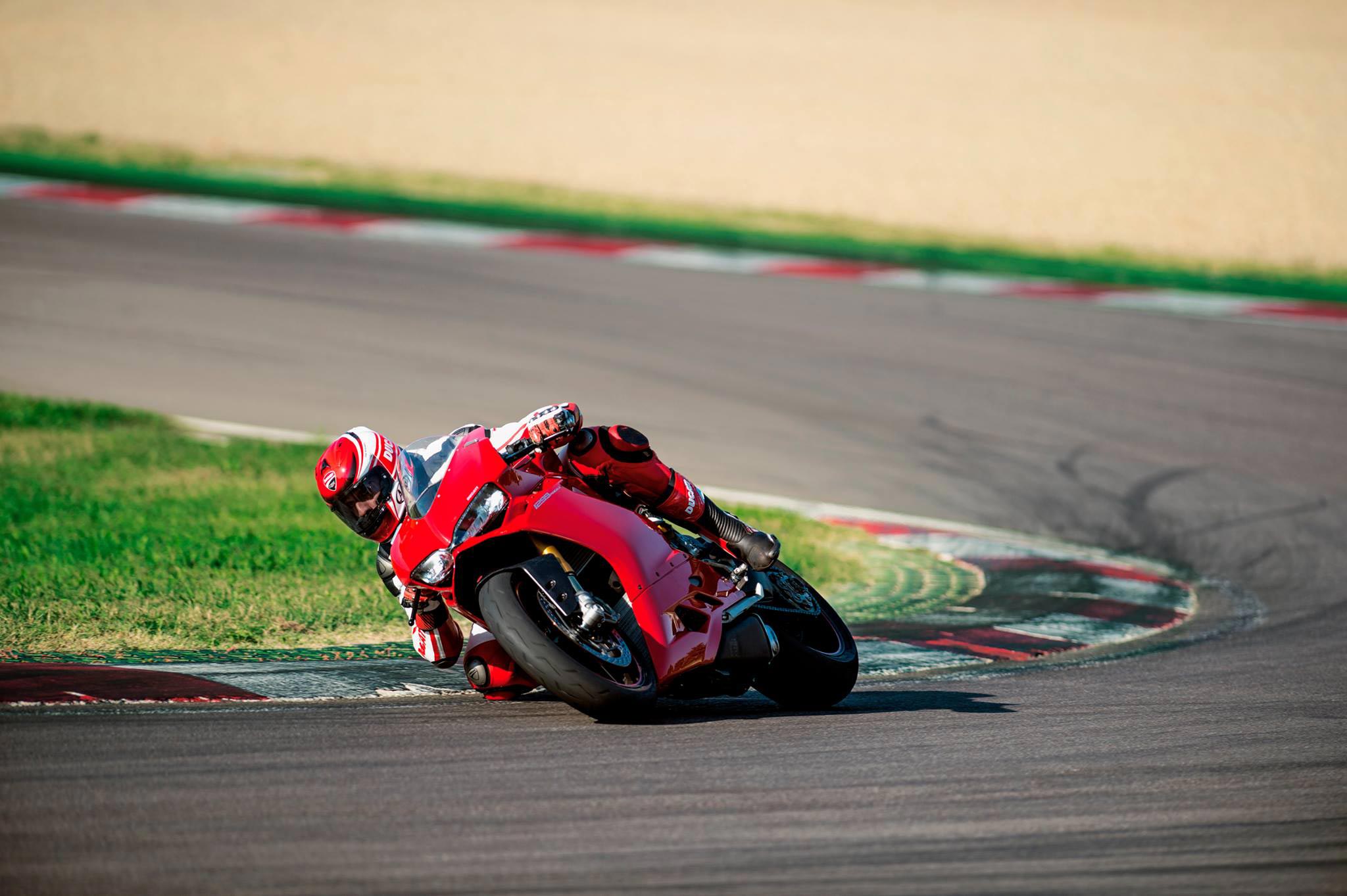 2015 New Ducati Panigale 1299