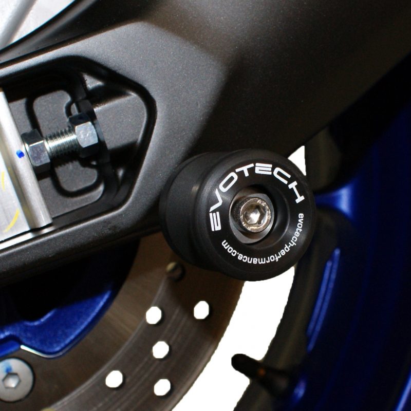 Evotech Performance Yamaha MT09 Deluxe M6 Paddock Bobbins Conquest Carbon