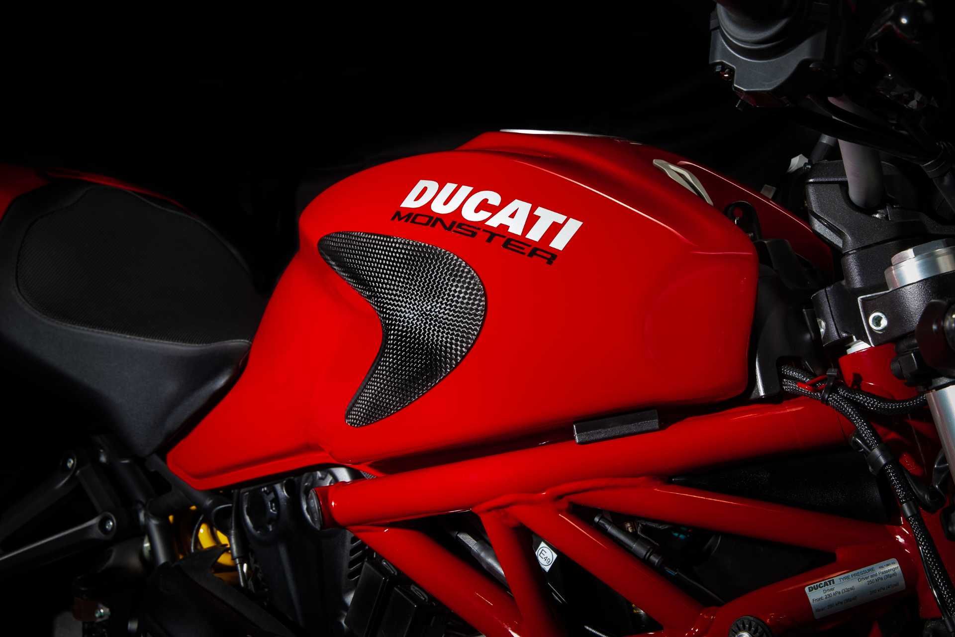 ducati monster 821 tank protector