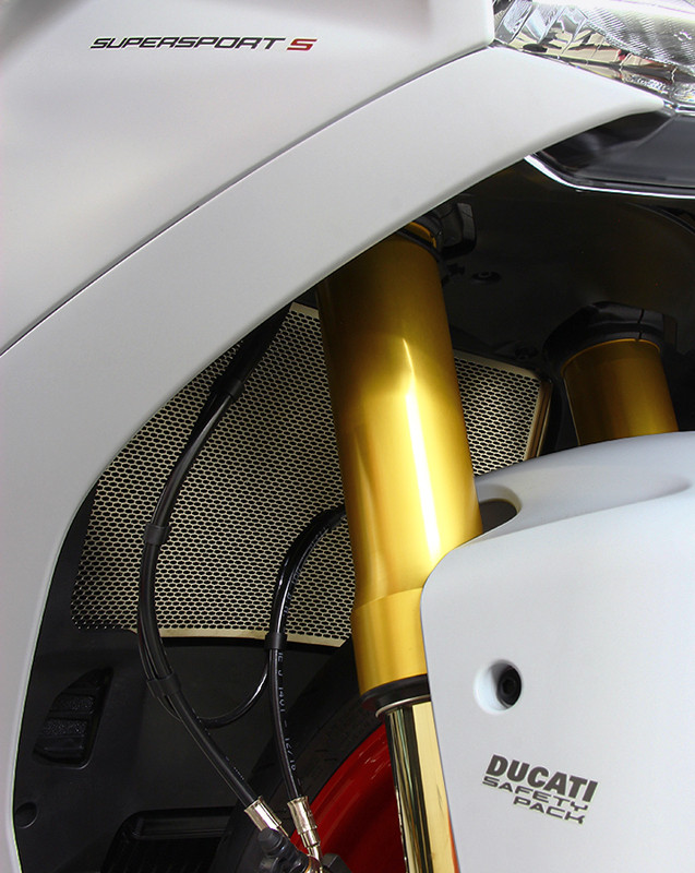MotoCorse Ducati SuperSport 939 Titanium Upper Radiator Guard