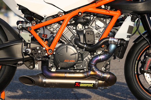 Rc8 exhaust deals