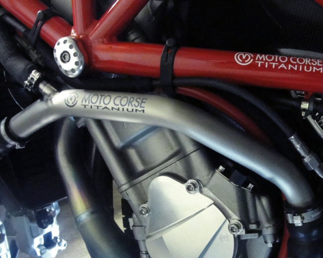 MotoCorse MV Agusta Brutale B4 Titanium Radiator Hose 03-18