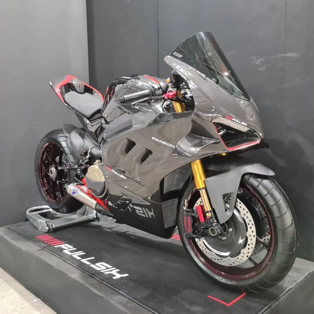 Fullsix Ducati Panigale V Carbon Fibre Aero Wings Conquest Racing Ltd