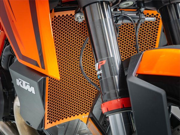 DBK KTM 1390 Super Duke R / Evo Radiator Guard Protector