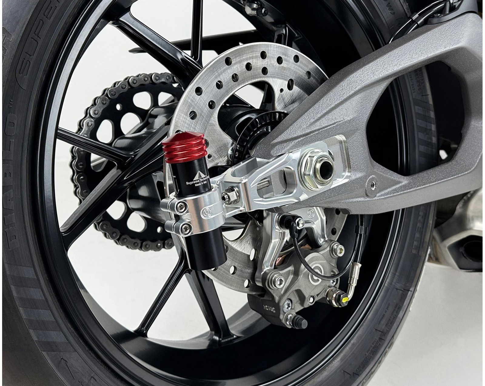 MotoCorse Ducati Streetfighter V4 Chain Adjuster + Supreme Technology Oversuspension Kit 2025+ - Image 2