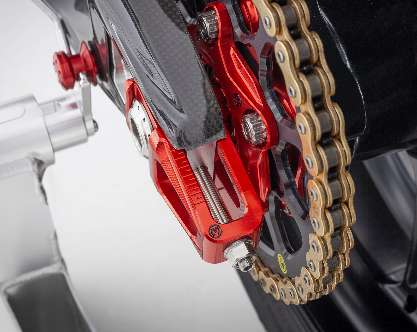 MotoCorse Ducati Streetfighter V4 Chain Adjuster + Supreme Technology Oversuspension Kit 2025+ - Image 5
